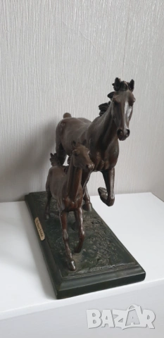 Винтидж скулптура на кон и жребче, снимка 3 - Колекции - 54031583