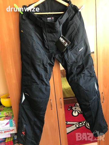 Професионален защитен панталон за мотористи и офроуд Nerve, снимка 1 - Аксесоари и консумативи - 45495190