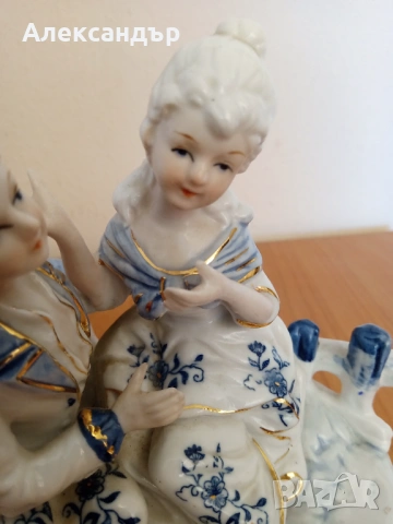 Порцеланова статуетка, снимка 2 - Статуетки - 53973800