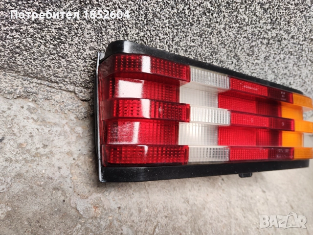 Десен стоп Мерцедес 190, снимка 3 - Части - 53733047