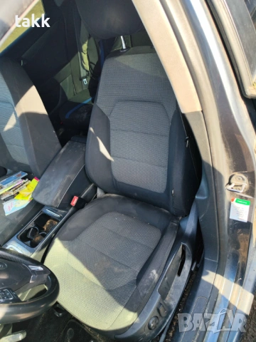 Passat B7 na chasti / Пасат Б7 на части - 1.6 тди 77кв 105кс., снимка 7 - Части - 53990116
