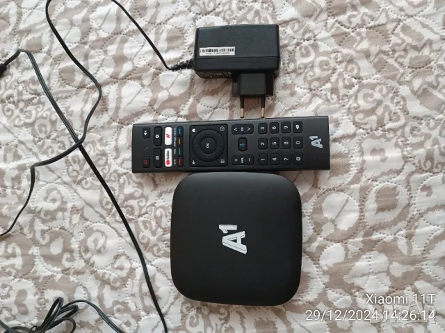 А1 Android TV BOX , снимка 3 - Плейъри, домашно кино, прожектори - 48490674