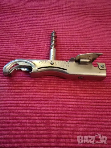 Стар професионален тирбушон. 