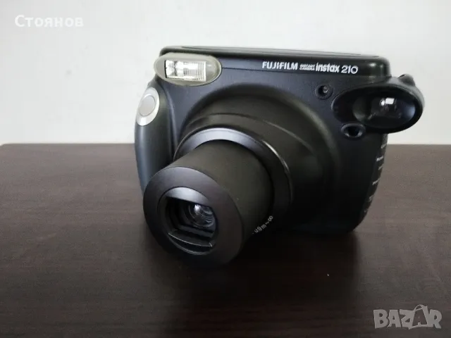 FUJIFILM instax 210 камера за моментни снимки., снимка 2 - Фотоапарати - 47483379