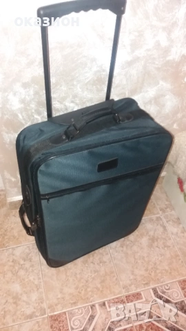 куфар с колелца, снимка 2 - Куфари - 53199221