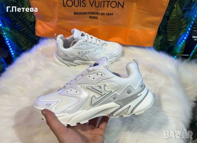 LV Runner Tatic Sneake r, снимка 2 - Маратонки - 53342906
