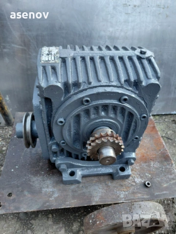 червячен редуктор