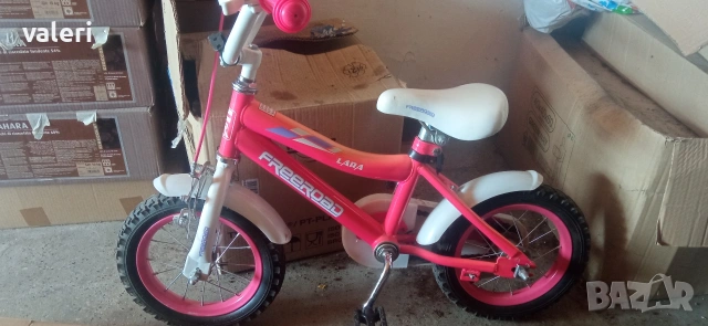 продавам малко колело 