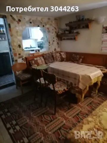 Продавам 2 къщи, 2 гаража и 2 дворни места, снимка 8 - Къщи - 46830495