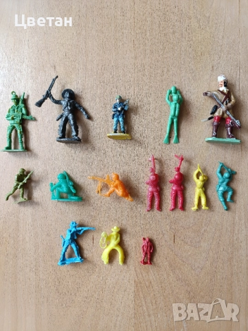 играчки Киндер/Kinder, Playmobil фигурки, Hotweels, снимка 18 - Колекции - 49284100