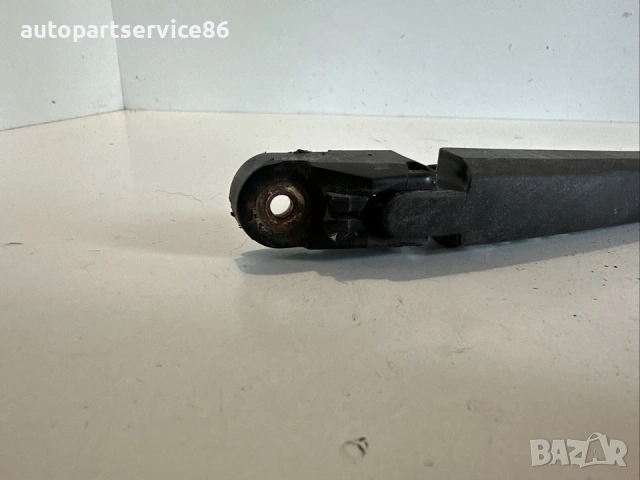 Рамо на задна чистачка за KIA Carens 2007–2011 2.0 CRDi, снимка 3 - Части - 53468469