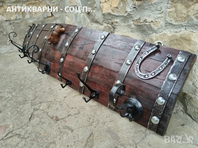 Ръчно Изработена Закачалка От Старо Дървено Буре, Бъчва. , снимка 2 - Антикварни и старинни предмети - 50991636