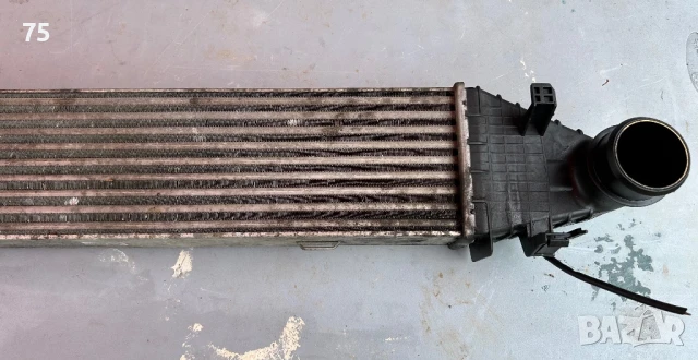 Интеркулер - Mercedes C(w204), снимка 3 - Части - 51420836