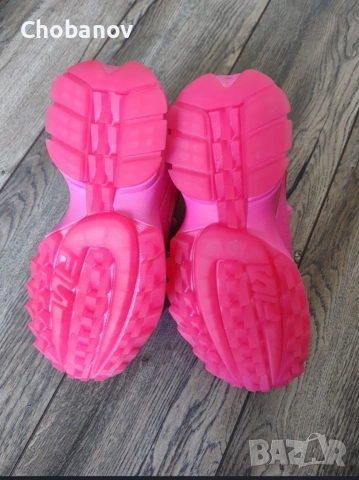 Нови Спортни Дамски обувки FILA 37 номер, снимка 3 - Маратонки - 52610689