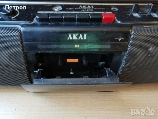 Радиокасетофон AKAI AJ-208 3 Band Stereo Radio, снимка 9 - Радиокасетофони, транзистори - 46406228
