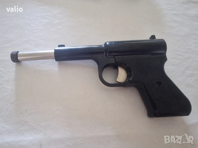 Стар въздушен пистолет LOV