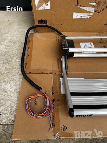 Електрическа Степенка Thule SGL STEEP COMPACT 12V 500 , снимка 11 - Къмпинг мебели - 53403324