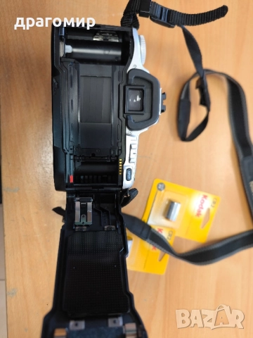 MINOLTA DINAX 404 si, снимка 9 - Фотоапарати - 52154660