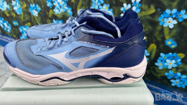 Оригинални дамски маратонки Mizuno, снимка 4 - Маратонки - 45107795