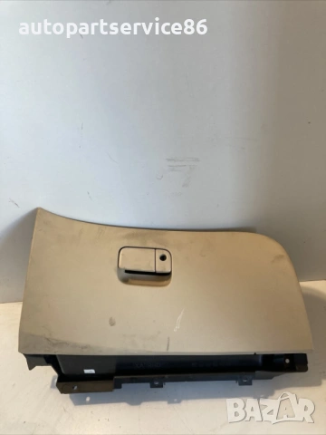 Кутия за ръкавици за Subaru Tribeca 3.0 V6 (2009) 66128XA00A 