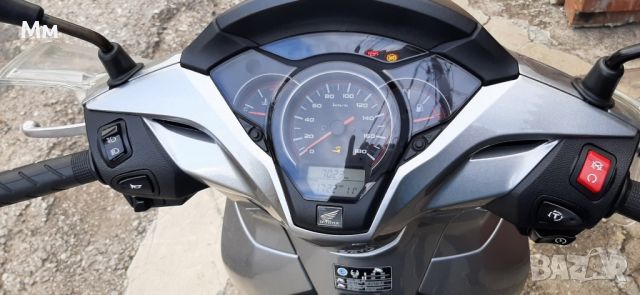 Honda sh 300i 7000km!!!, снимка 8 - Мотоциклети и мототехника - 45389505