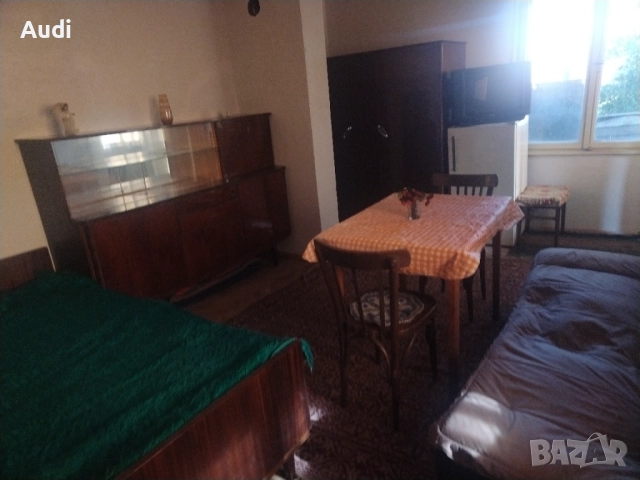 Давам под наем обзаведена малка къща кв.Абтитус  Водна централа, ул Драва Давуз 8 Има външна тоалетн, снимка 8 - Къщи - 46271369