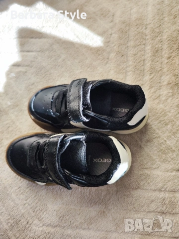 детски маратонки Geox, снимка 3 - Детски маратонки - 54159159