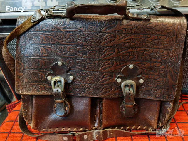 винтидж дамска чанта естествена кожа 36/27/10 см, снимка 4 - Чанти - 50263141