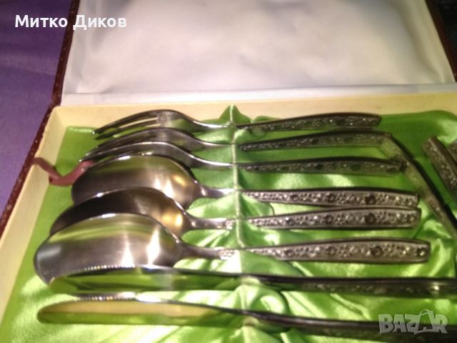 Комплект нов 12 прибора по 3 вилици ножове и малки и големи лъжици в дървена кутия, снимка 4 - Прибори за хранене, готвене и сервиране - 45389142
