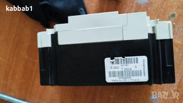 Шалтер прекъсвач General Electric FD63 - трифазен 250A, снимка 8 - Строителни материали - 53783851