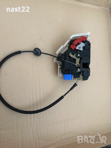 Предна дясна брава за врата Фолксваген Голф 5/Golf 5 -2 врати