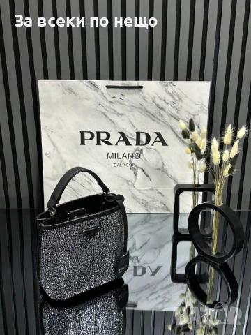 Prada Дамска Чанта Прада 17х17см - Налични Различни Цветове Код E735, снимка 2 - Чанти - 51242532