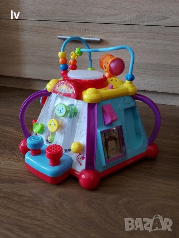 Интерактивен куб