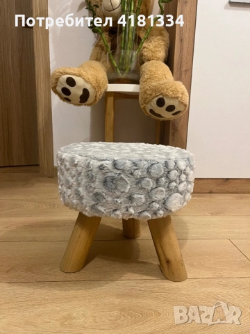 Три броя килимчета и табуретка лот, снимка 4 - Пътеки - 53813950