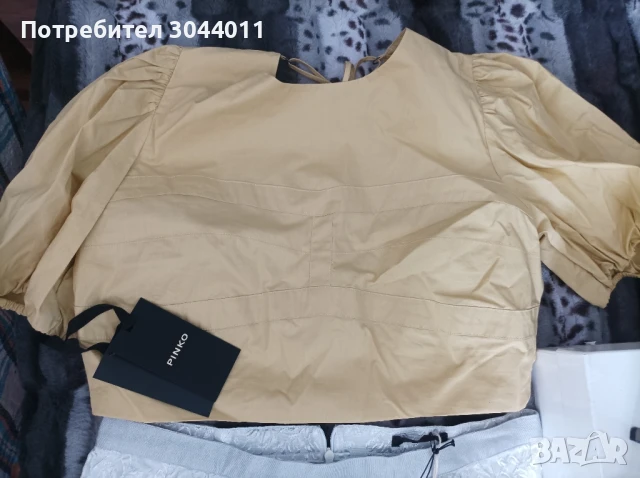 Pinko нови топ, пола и сандали, снимка 6 - Корсети, бюстиета, топове - 50690545
