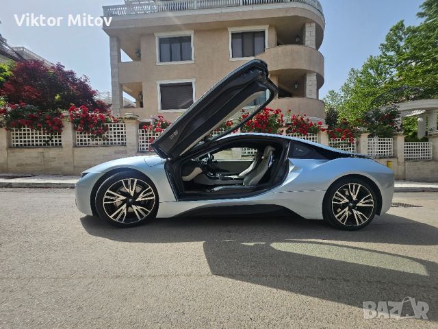 BMW i8 2016 бензин/ток, снимка 4 - Автомобили и джипове - 45871925