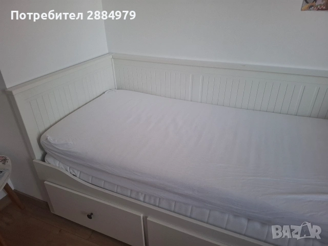 кушетка Hemnes IKEAс матраци, снимка 5 - Спални и легла - 53875446