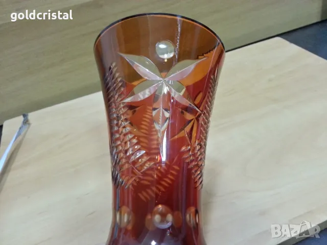 стара кристална ваза цветен червен кристал Бохемия , снимка 9 - Антикварни и старинни предмети - 49691645