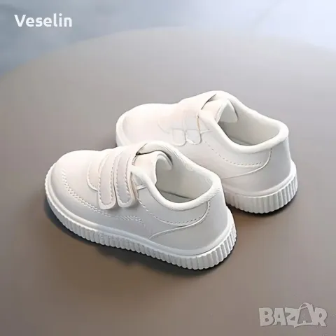 Детски спортни обувки - размер 21, снимка 4 - Детски обувки - 47936032