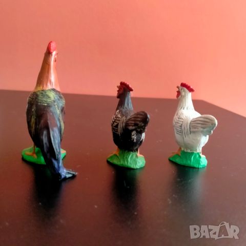 Колекционерска фигурка Schleich Rooster Chicken 1983 13014, 13011, 13018, снимка 3 - Колекции - 45933163