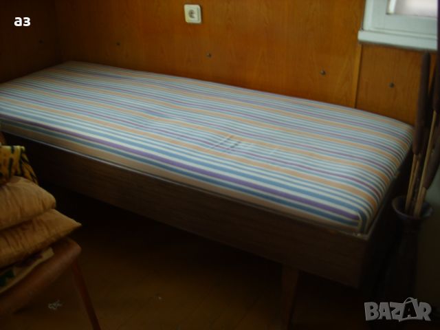Единично легло с матрак 190/80, снимка 2 - Спални и легла - 45160606