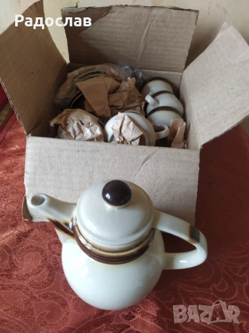 стар сервиз за чай или кафе