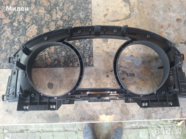 Volkswagen Golf MK7 2012-2020 Година Декоративна Рамка Върху Километража Черна , снимка 3 - Части - 50624711