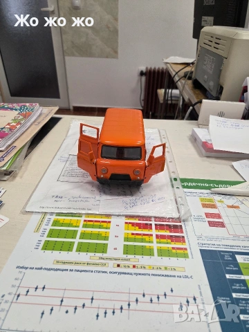 колички метални чисто нови 1:18, снимка 10 - Колекции - 53663986