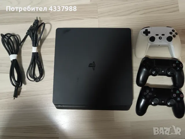 Продавам PS4+ три контролера+ три игри, снимка 1 - PlayStation конзоли - 48445437