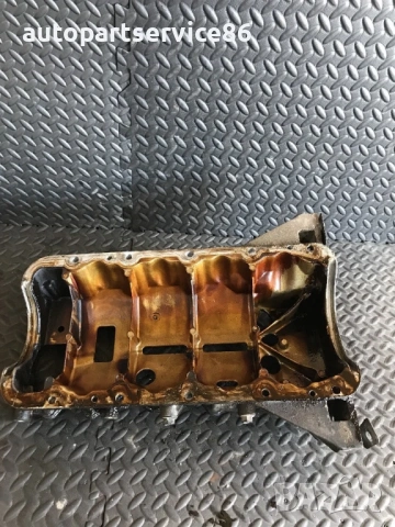 Горен картер за масло за двигател за Mazda Tribute 2.0 YL8G6F092AB, 212622YF (2002)