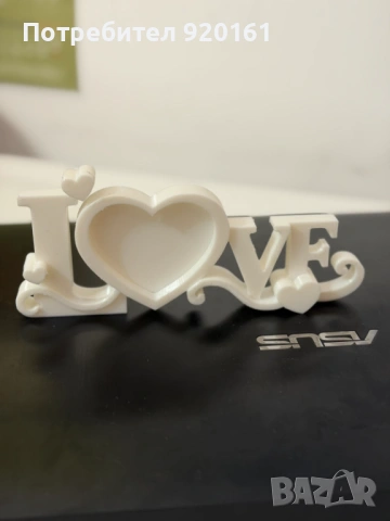 Фоторамка с LOVE сърце, снимка 2 - Подаръци за жени - 53346959