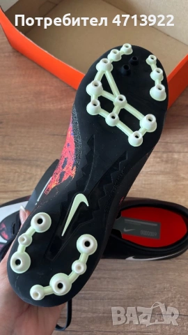 Футболни обувки Nike Mercurial Victory V CR7 чисто нови с кутия, снимка 3 - Спортна екипировка - 53723914