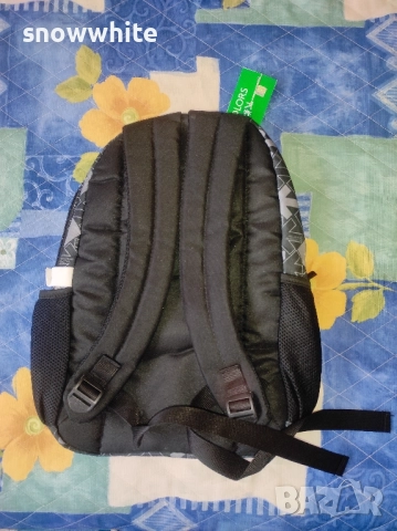 Нова раница Бенетон , снимка 3 - Раници - 52891095