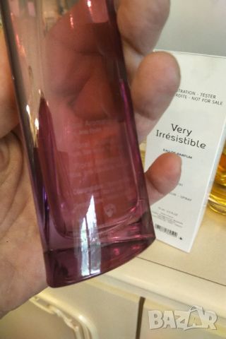 GIVENCHY Very Irrésistible edp 75 ml, снимка 5 - Дамски парфюми - 46729147